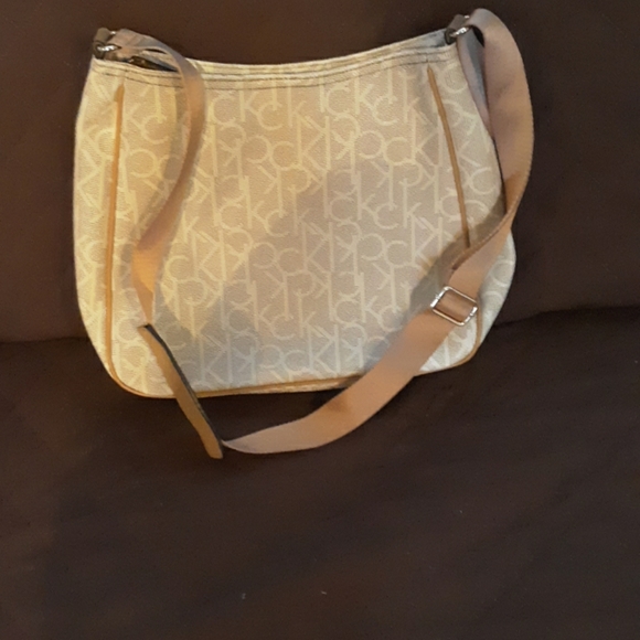 Calvin Klein bag - Picture 2 of 5